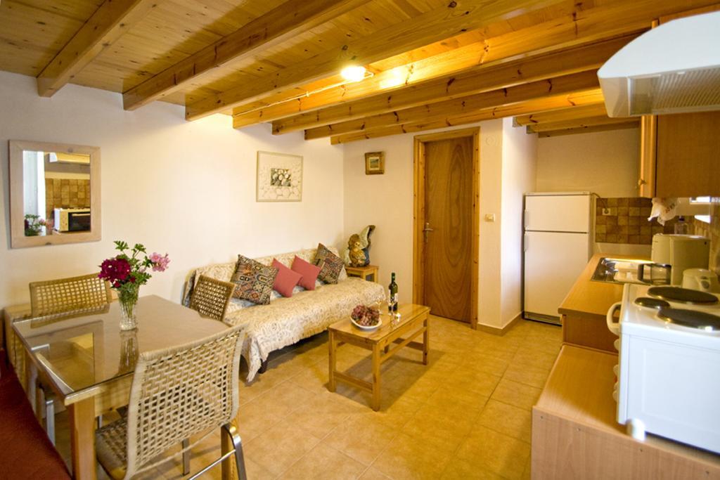 Villas Zoe Ksanemos 외부 사진